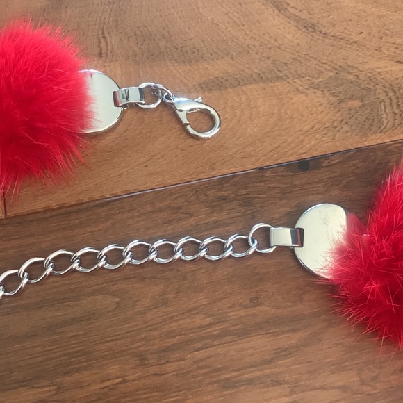 Silver and Red Fur Chain Belt - Picture 5 of 8